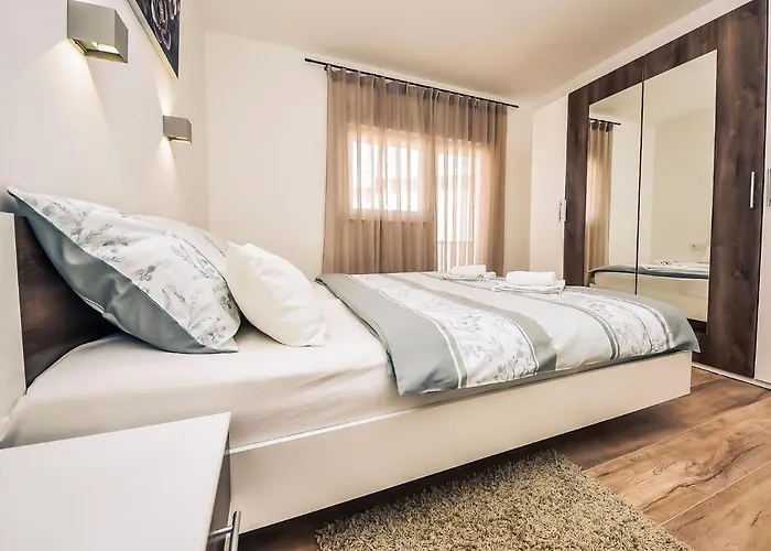 公寓 Matanovi Dvori-3 By Interhome *