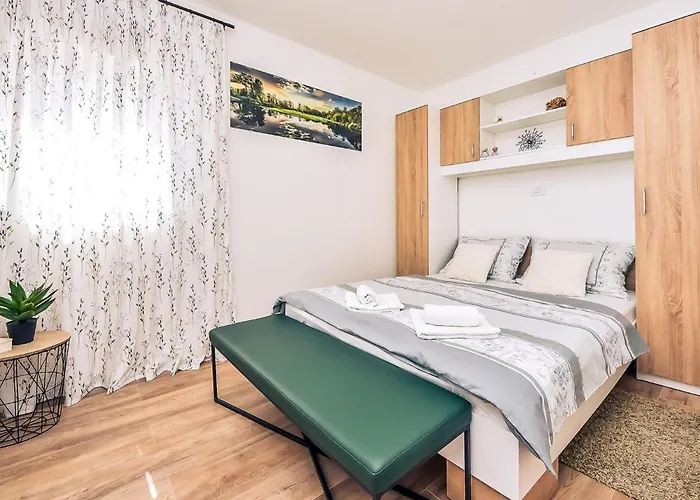 Matanovi Dvori-3 By Interhome Apartmán